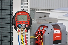 Использование электронного цифрового манометрического коллектора Rothenberger Rocool 600